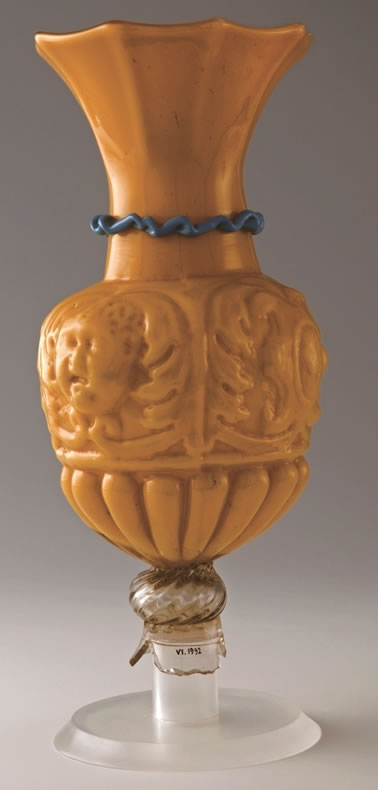 Mould-blown Vase, 1650-1700, Murano                        