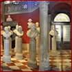 L'atrio ospita la collezione di busti in marmo denominata "Panteon Veneto", originariamente esposta nelle logge di palazzo Ducale. In occasione del IX Congresso degli scienziati italiani, tenutosi a Venezia nel 1847, l'allora Imperial Regio Istituto Veneto di Scienze, Lettere ed Arti promosse la realizzazione di questa raccolta di busti di personaggi che fecero la storia di Venezia.